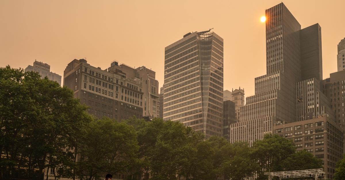 Photograph of the sky above Bryant Park in June 2023 after the Canadian wildfire smoke took over New York City.