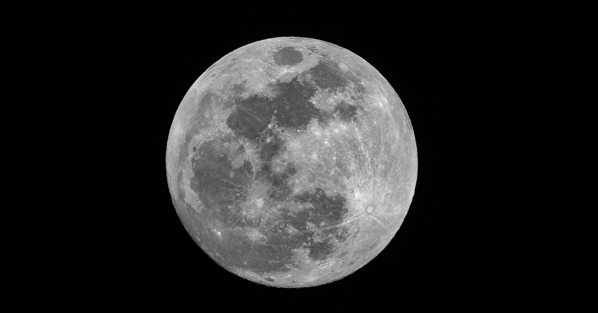 A closeup of the moon