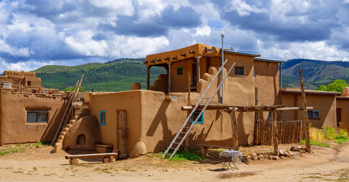 Raw Building Is Sustainable Raw Earth Construction the Future? What to Know