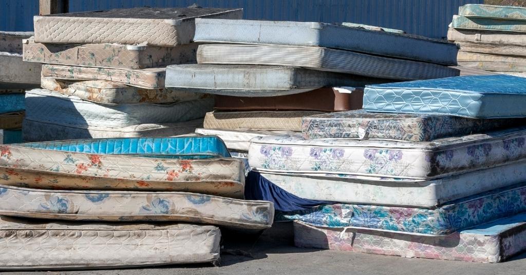 How to Recycle a Mattress