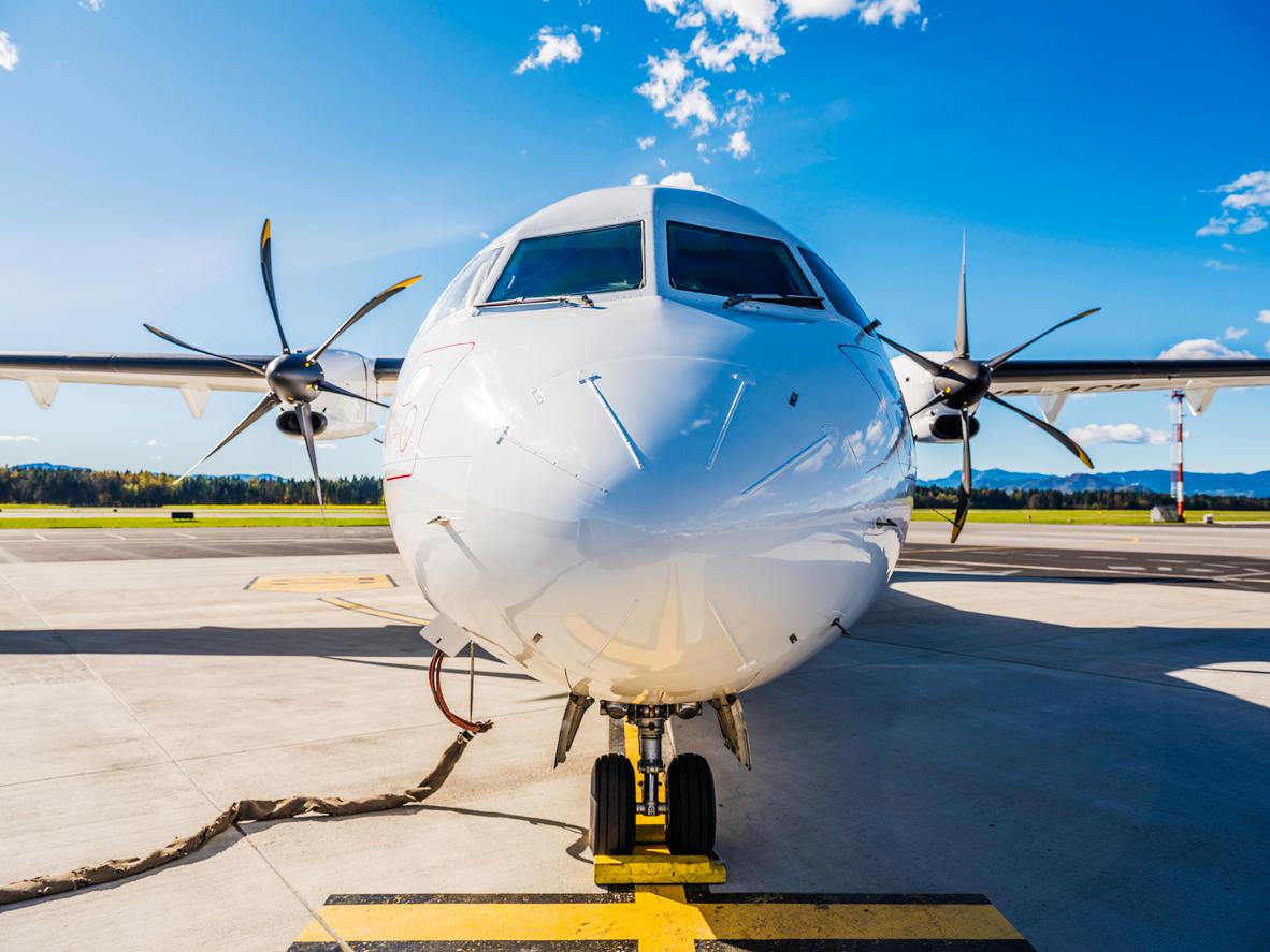 How Does an Electric Plane Work? What You Need to Know About Battery