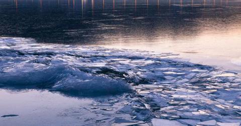 Frozen Lake Suwa, Nagano Prefecture, Japan. (Cover Image Source: Getty Images | Aflo Images)