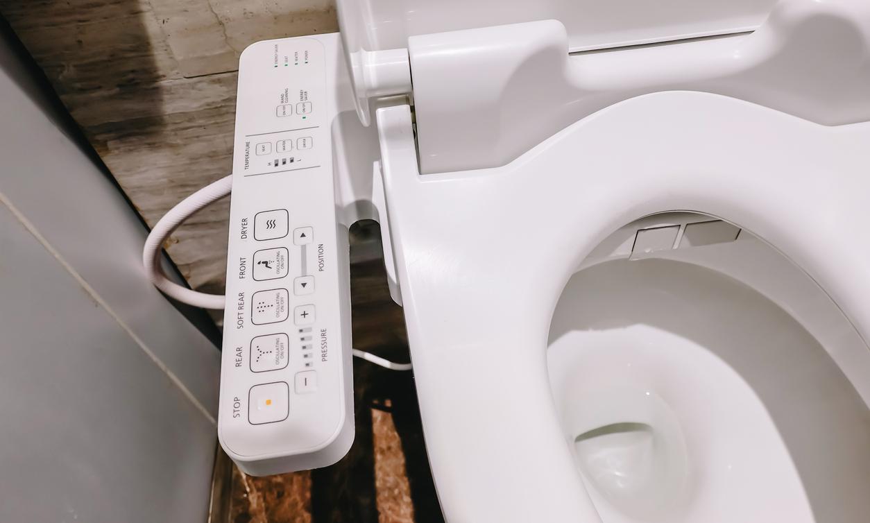 How Much Water is Used to Flush a Toilet?