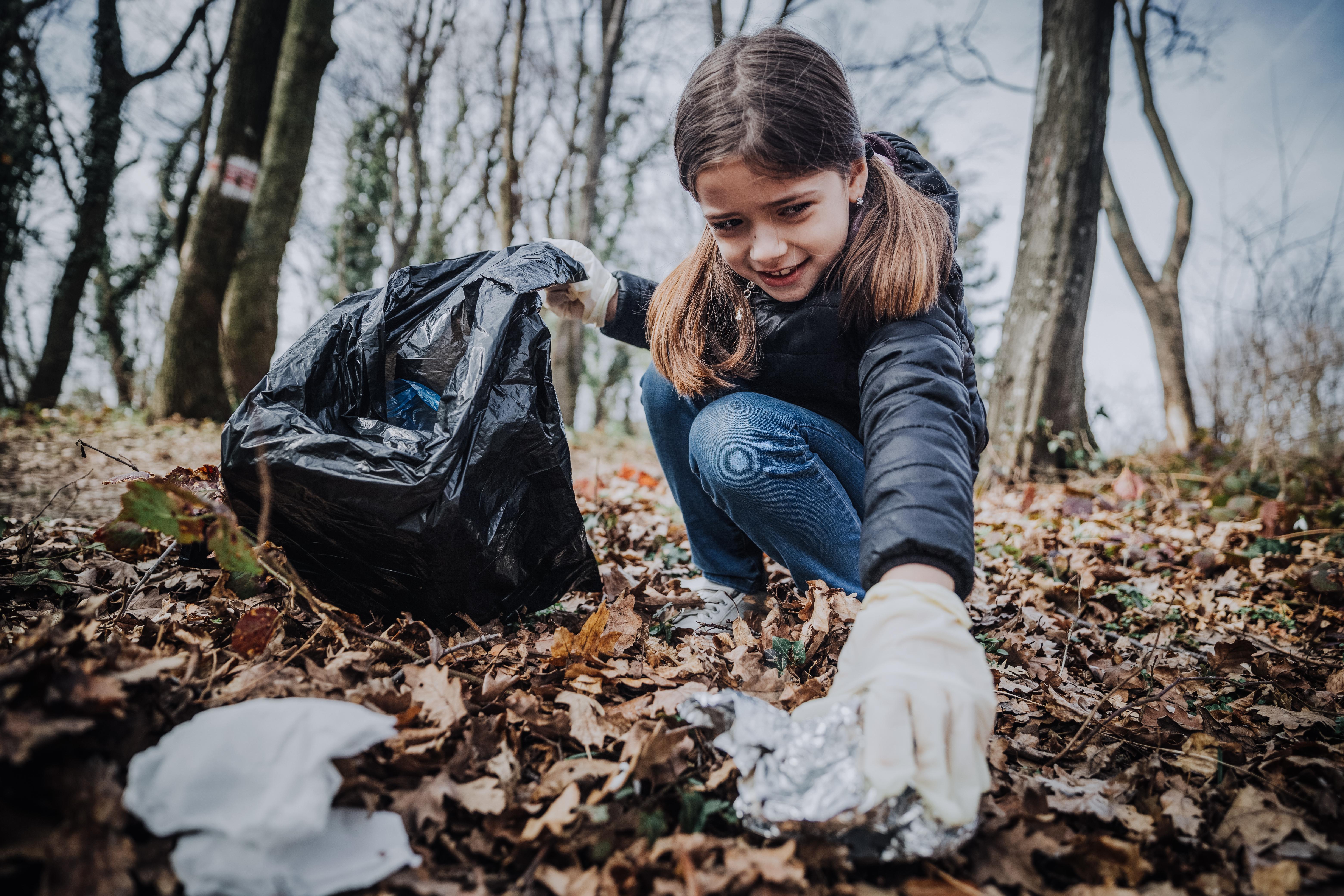 nature scavenger hunt clean up