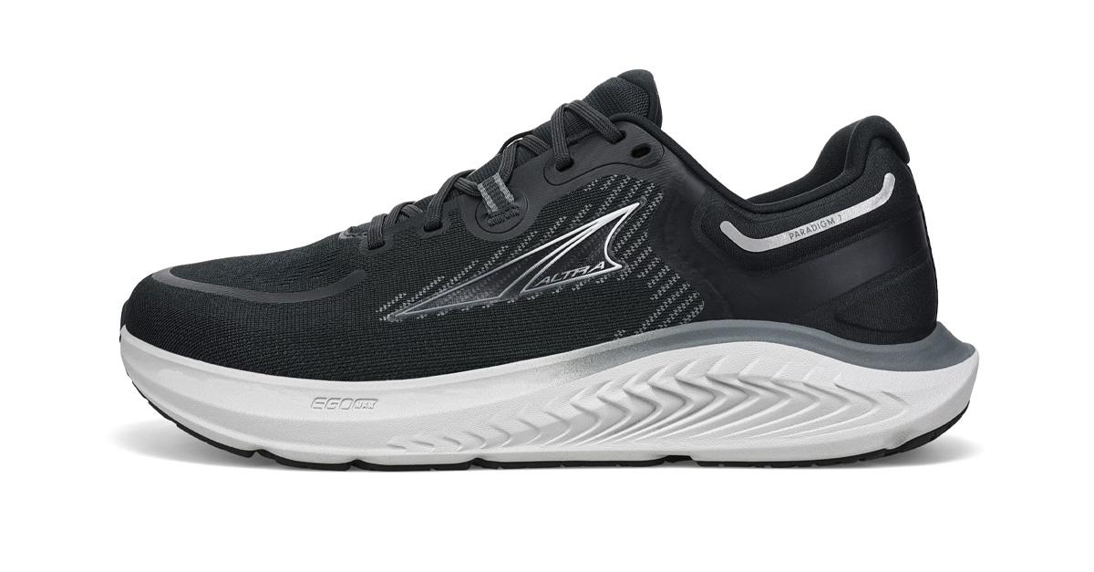 Altra Paradigm 7 sneaker in black with white sole