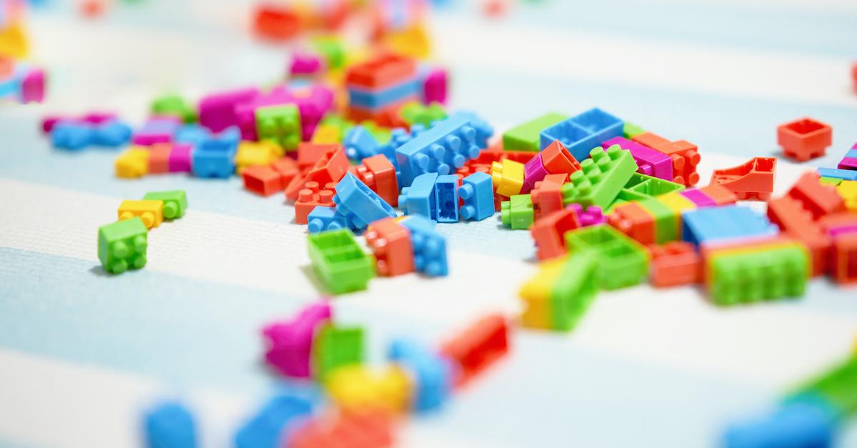 legos plastic