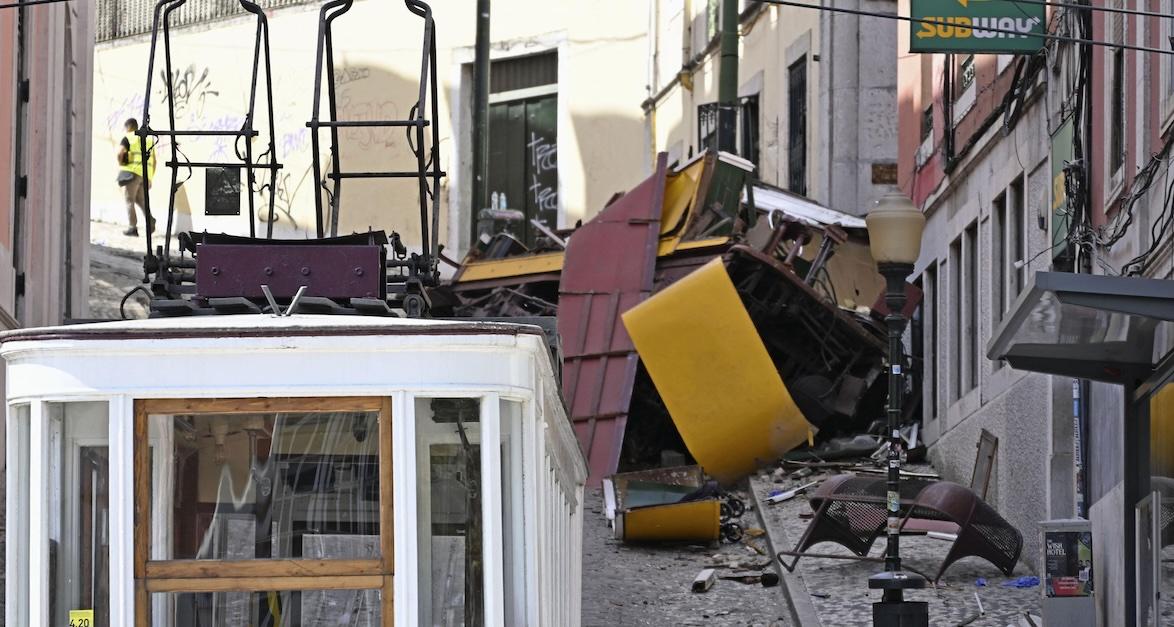 funicular lisbon accident