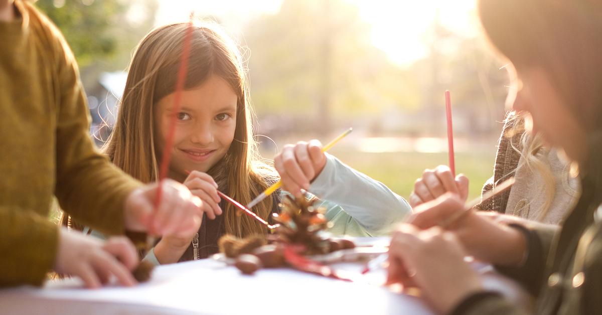 Pinecone Crafts for Kids: 6 DIY Ideas