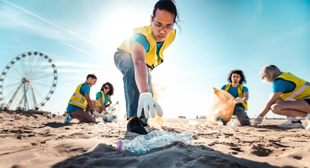 beach cleanup