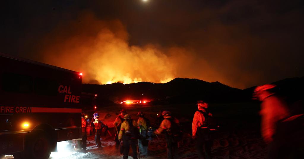 The Hemet Calif Fire Has Scorched Thousands of Acres After Just a Day